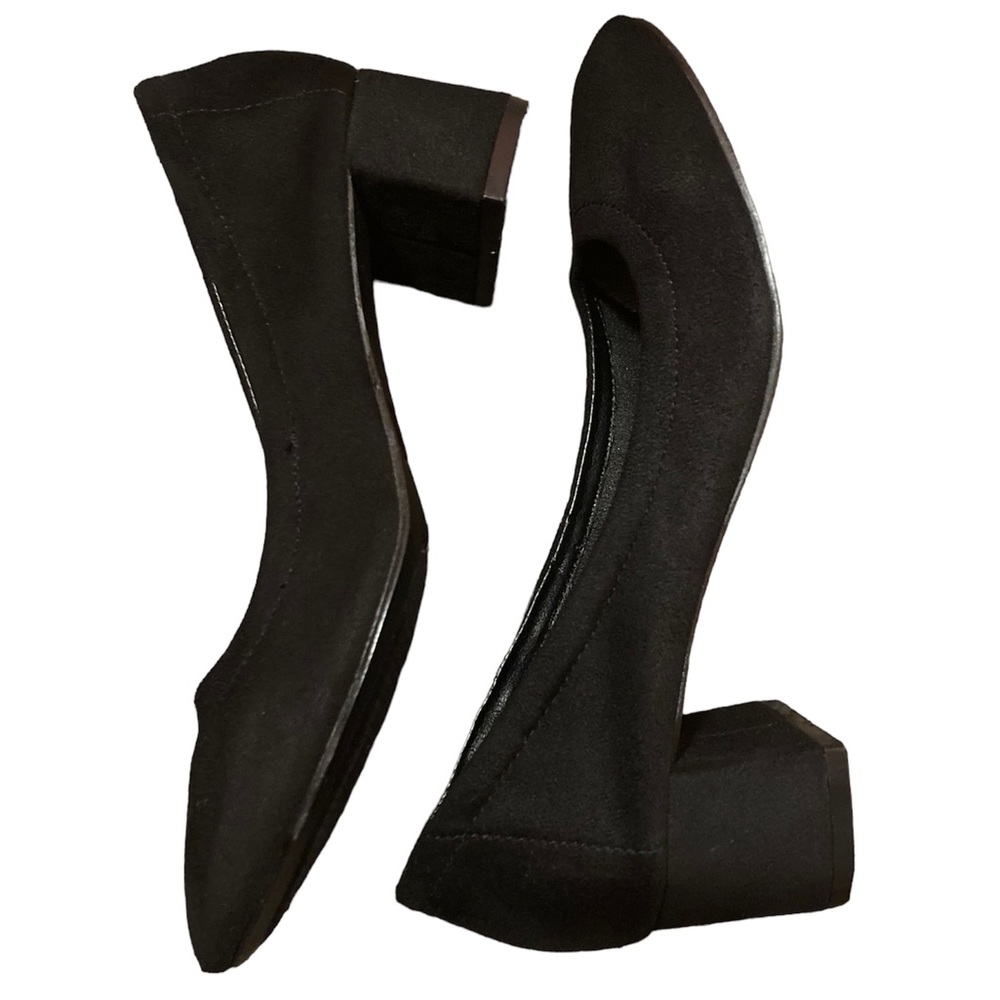 Vintage Style Black Heels